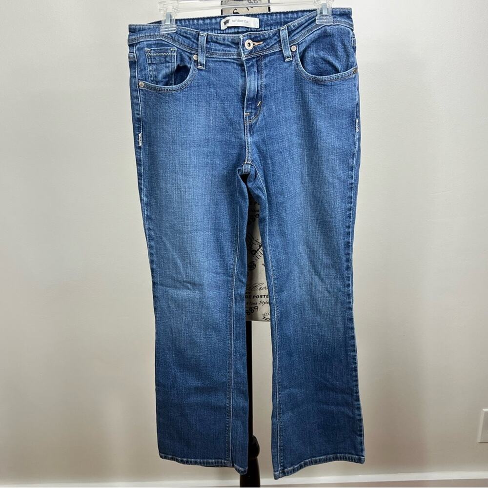 Leviโs 515 Boot cut low mid rise blue jeans